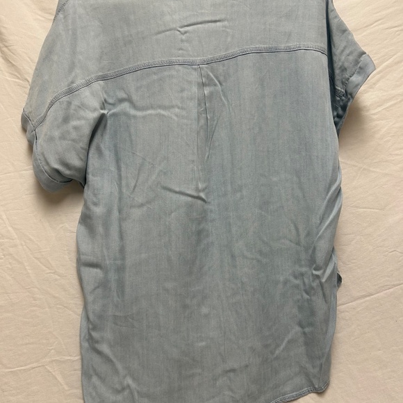 Short Sleeve Denium Blouse - Picture 5 of 5